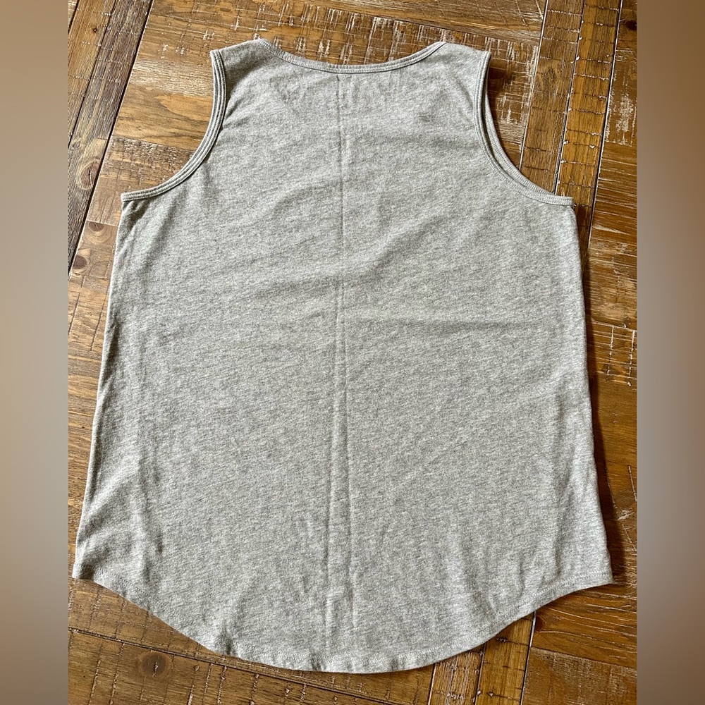 Life Is Good Flip-Flop & Wine Tank Top, Size Large - Picture 9 of 11